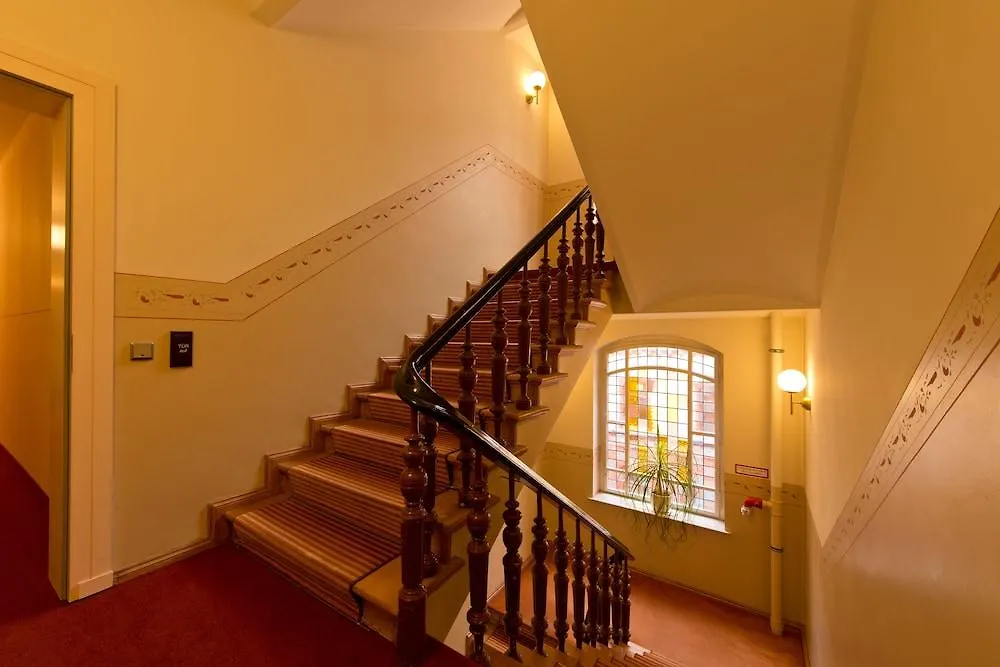 Martas Hotel Berlin-Mitte 3*, Berlin