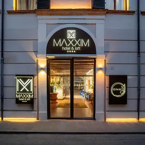 **** Hotel Maxxim & Loft Italia