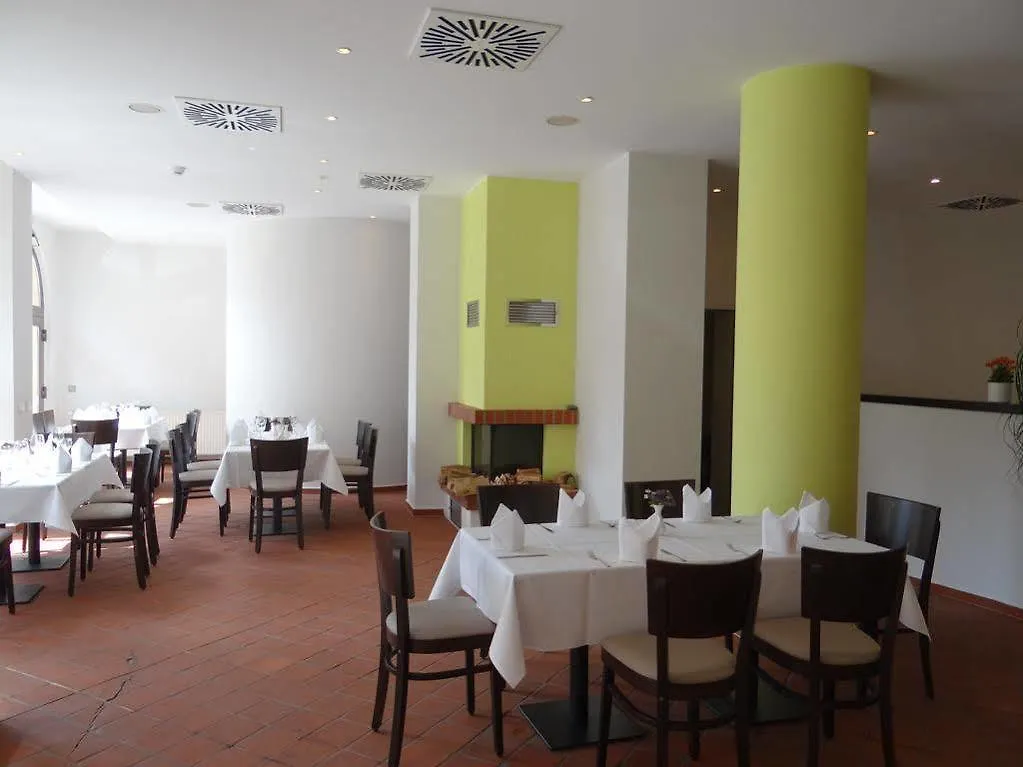 Martas Hotel Berlin-Mitte 3*, Berlin